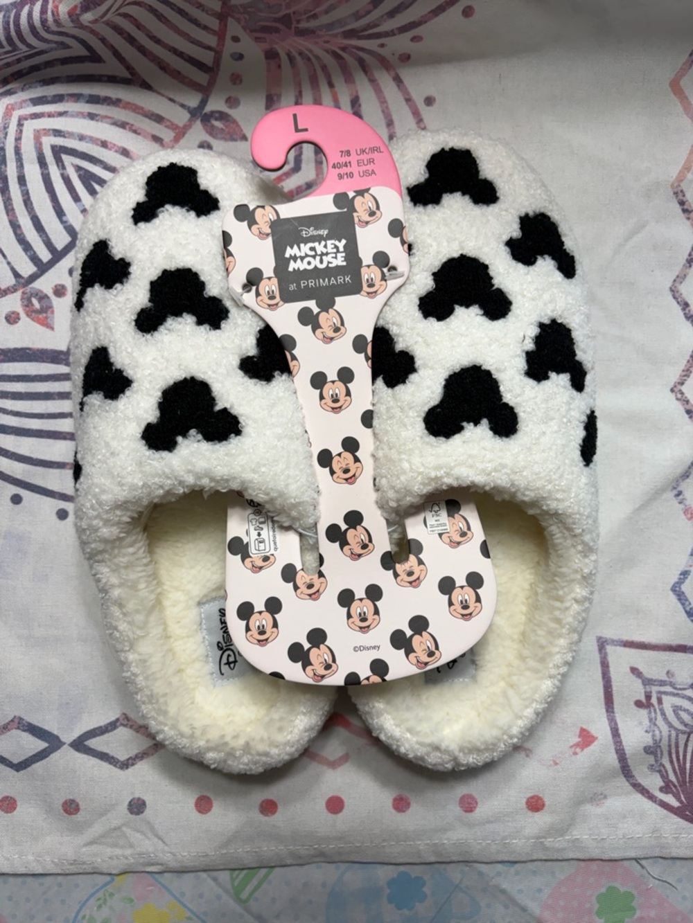 Disney Plush Mickey Pattern womens Slippers - White & Black